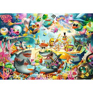 Dean Macadam's: Ocean Lounge